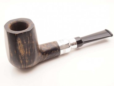 Rattrays Pipe of the Year 2023 Contrast 